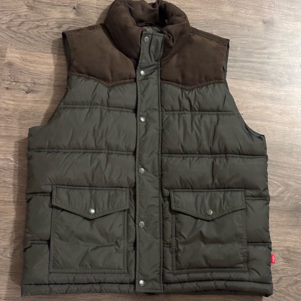 Levi's Olive and Brown Puffer Vest - Men's Size Medium